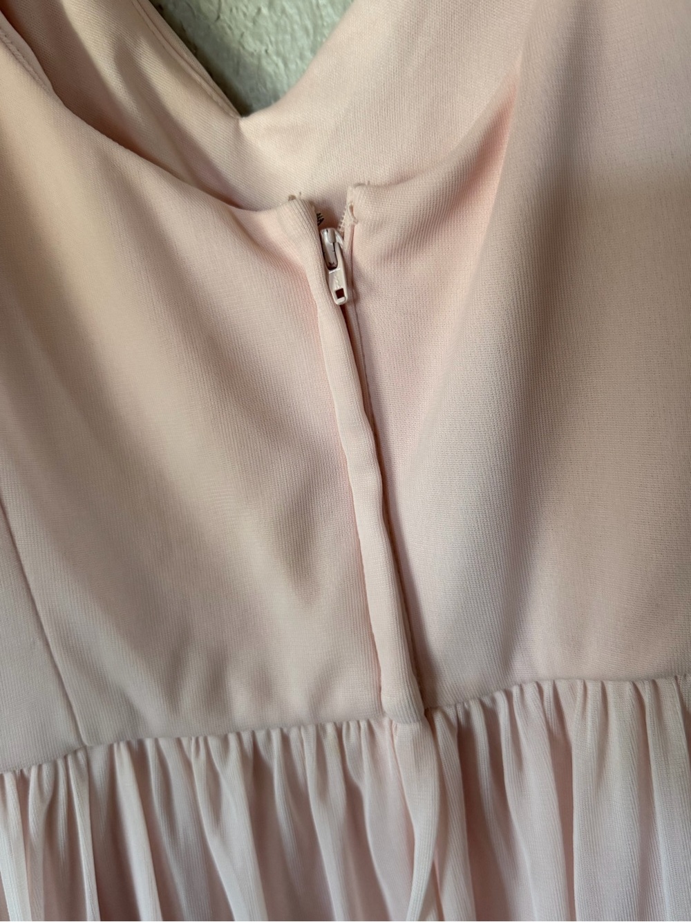 David’s Bridal Short Tank Bridesmaid Dress Cowl Back Plus size 22 Petal pink - Picture 3 of 6